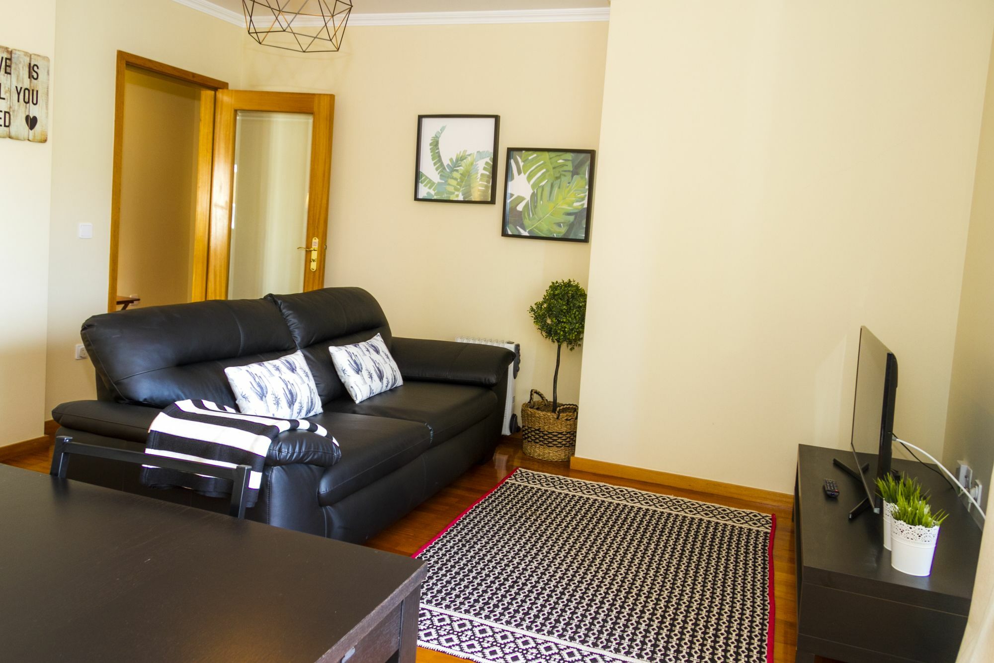 Liiiving In Matosinhos | City Beach Apartment Bagian luar foto